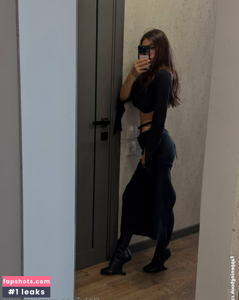 aisuxxx Filtración Desnuda OnlyFans Foto #24 - Fapshots