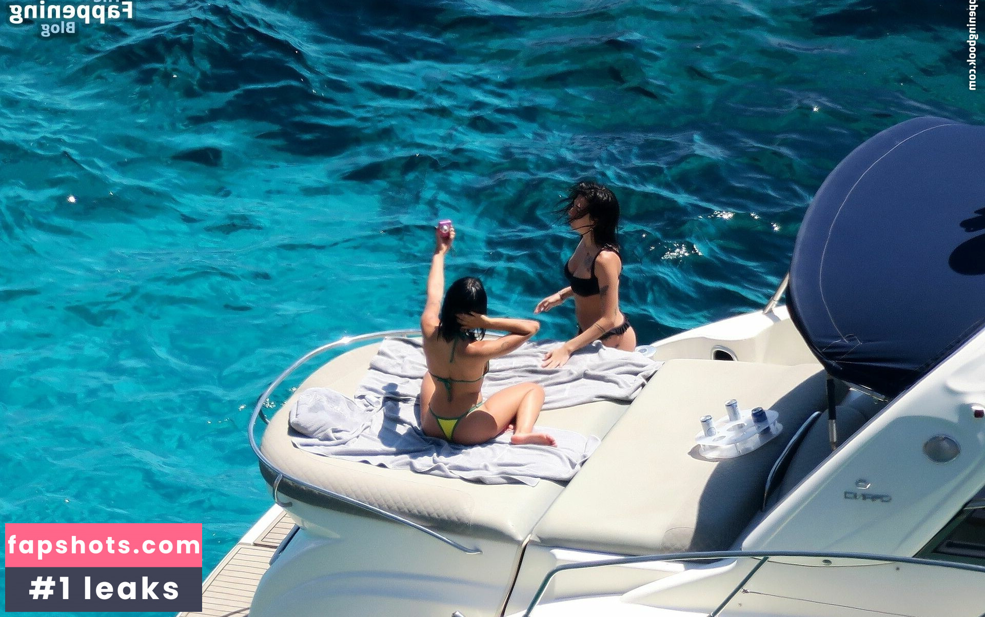 Aitana gallery photo #11