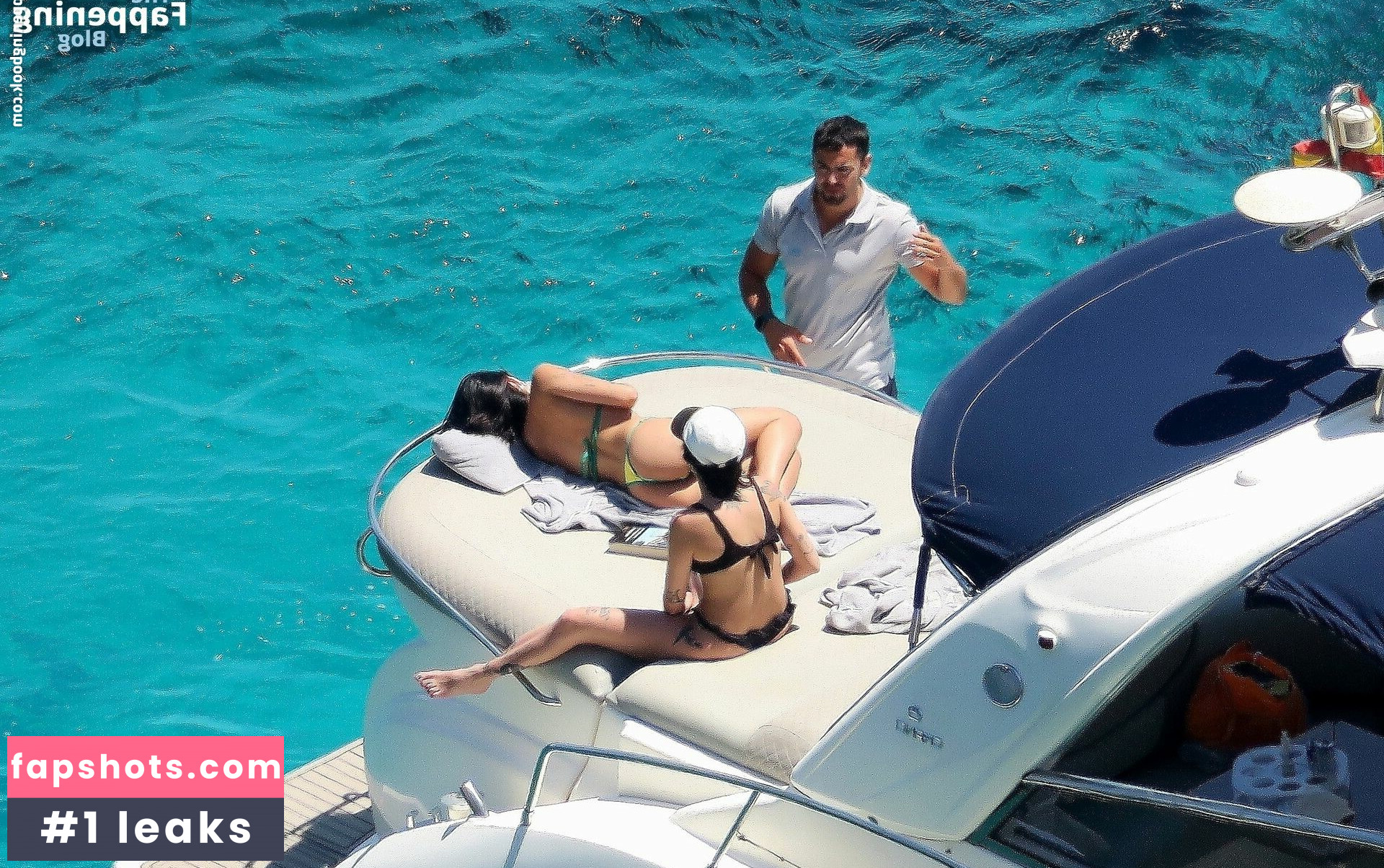 Aitana gallery photo #27