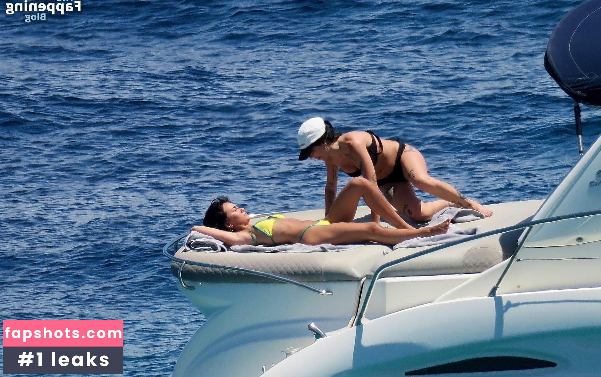 Aitana gallery photo #38