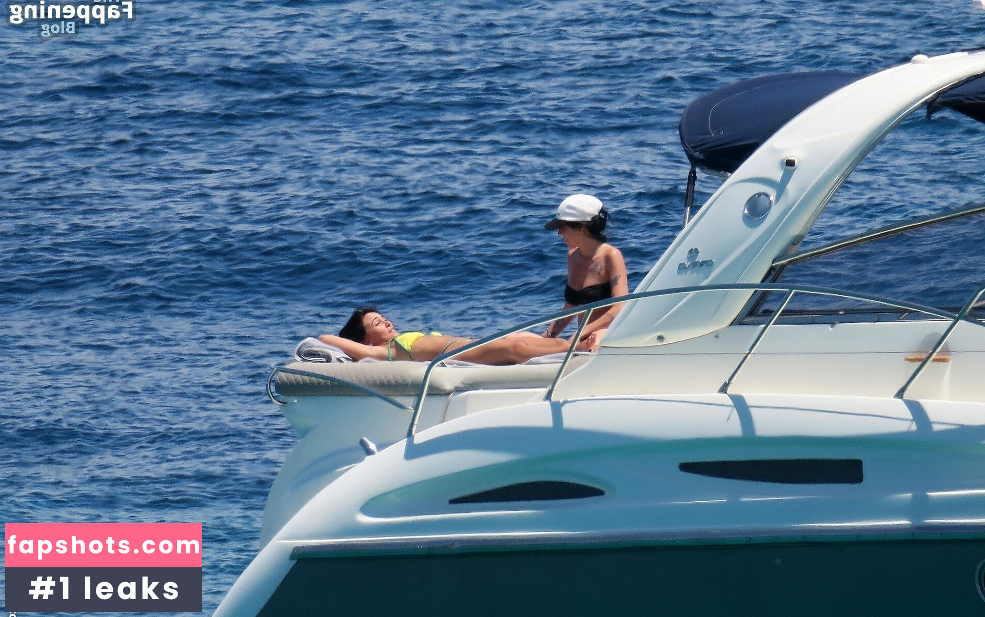 Aitana gallery photo #39