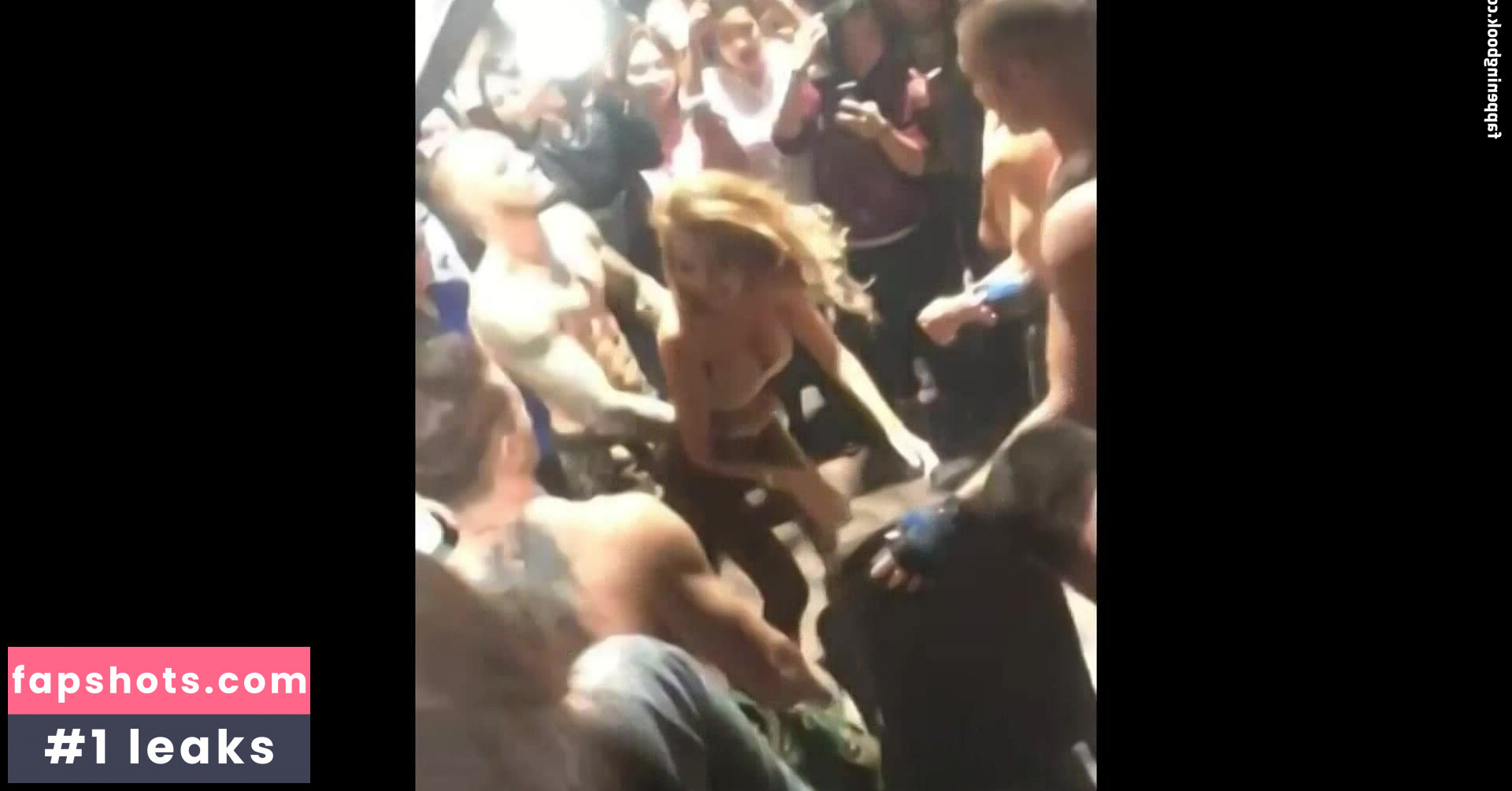 Aizhan Baizakova gallery photo #17