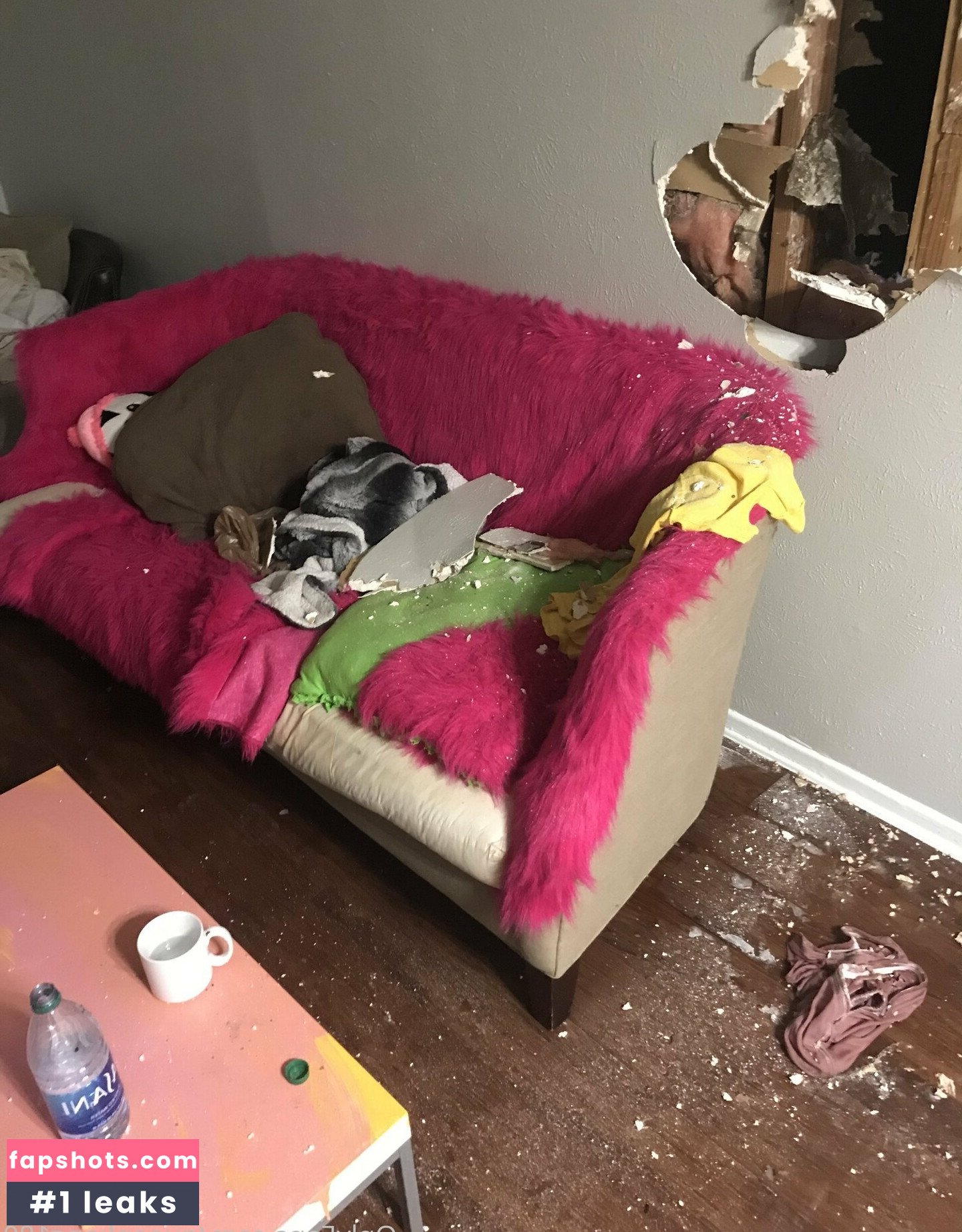 aj180 nude babe gallery