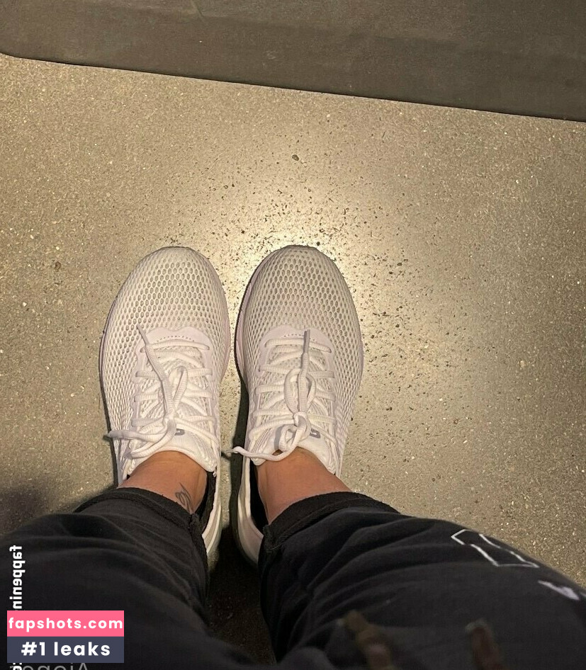 ajonesfeet Filtración Desnuda OnlyFans Foto #19 - Fapshots