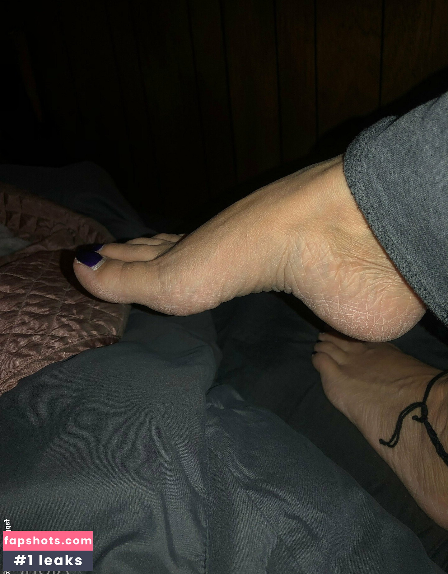 ajonesfeet Filtración Desnuda OnlyFans Foto #8 - Fapshots