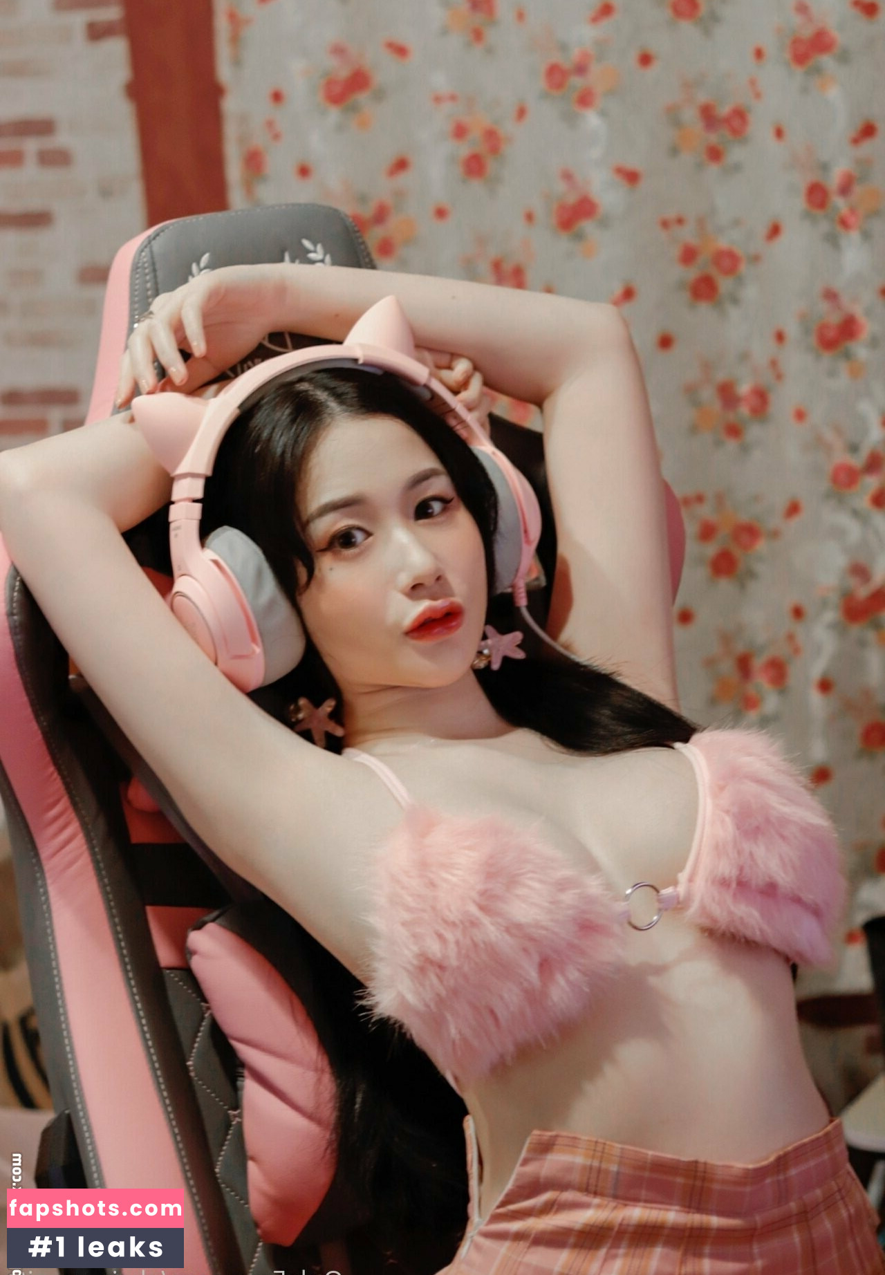 Akair Manita gallery photo #14