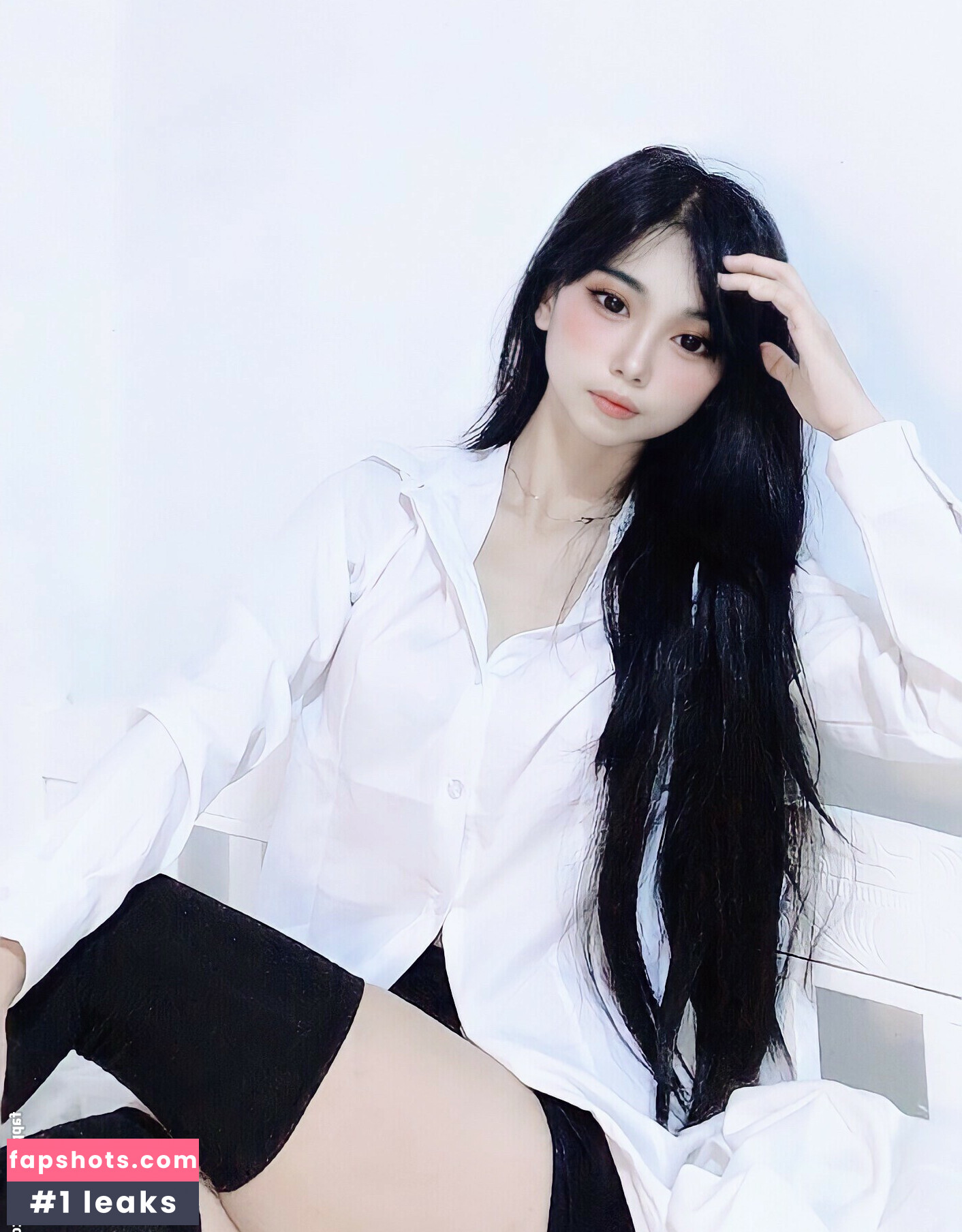 Akari_Cos gallery photo #46