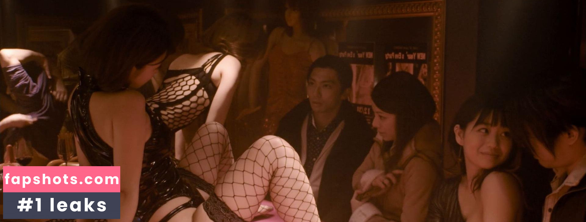 Akari Ozawa gallery photo #4