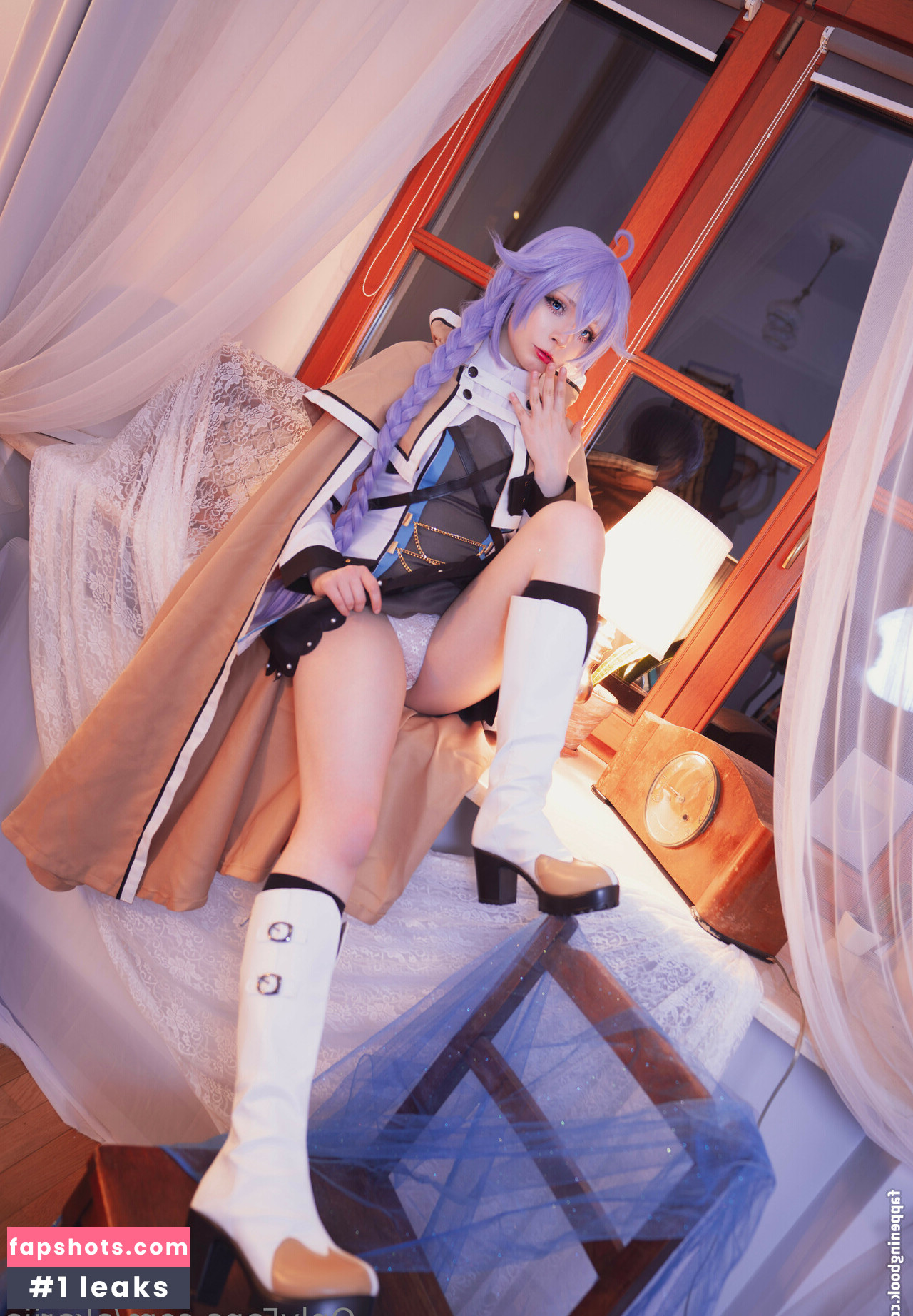 Akariia Cosplay gallery photo #2