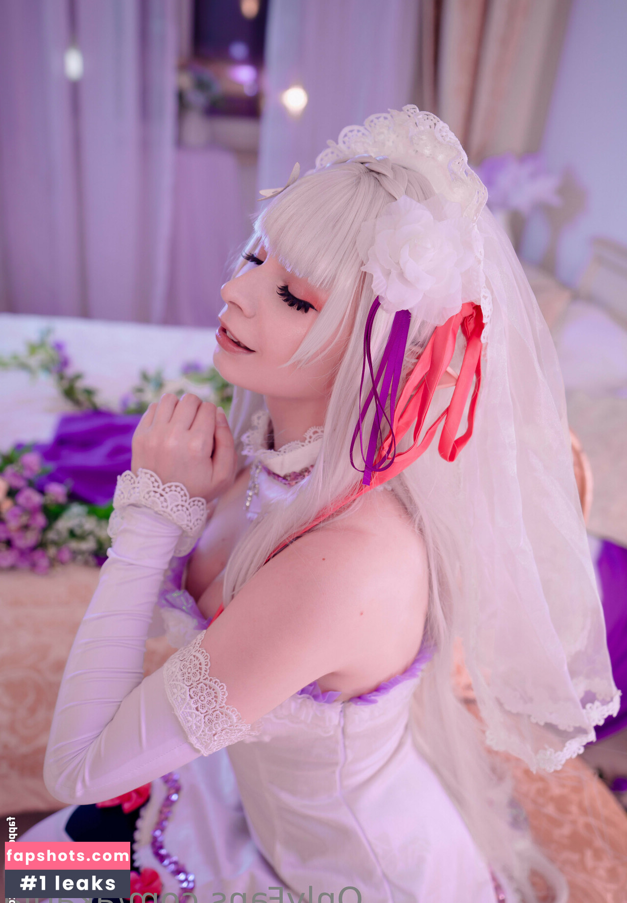 Akariia Cosplay gallery photo #37