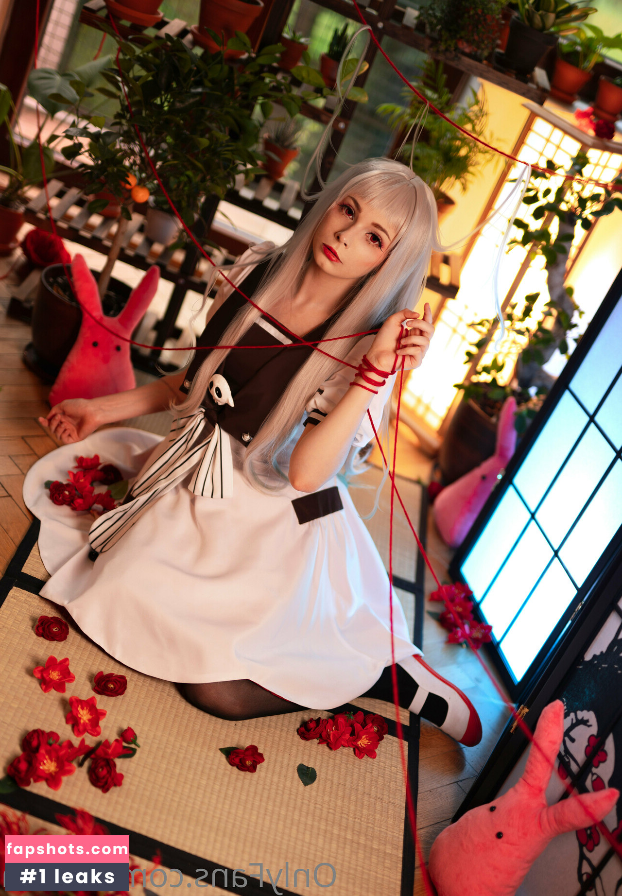 akariia gallery photo #2