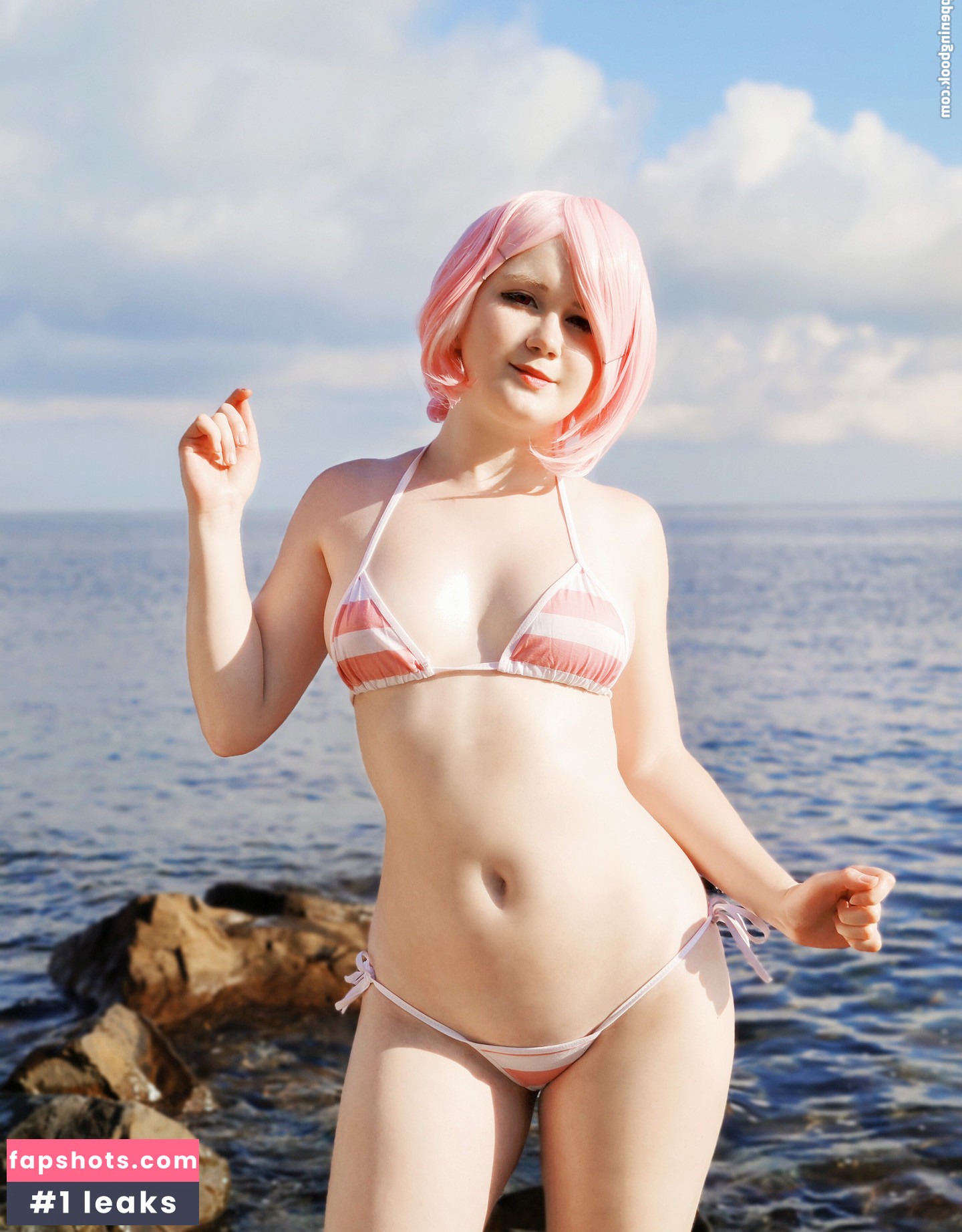 aki_puff gallery photo #79