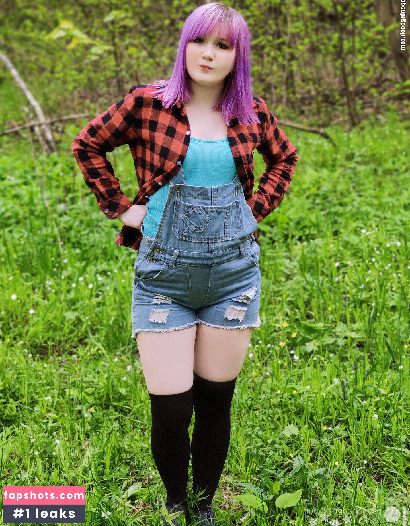 aki_puff gallery photo #92