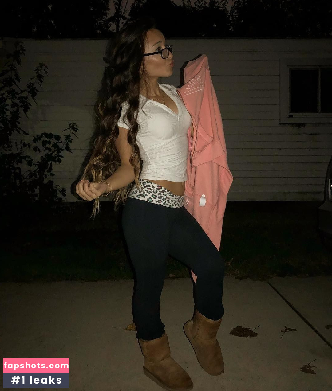 Alahna Ly gallery photo #94