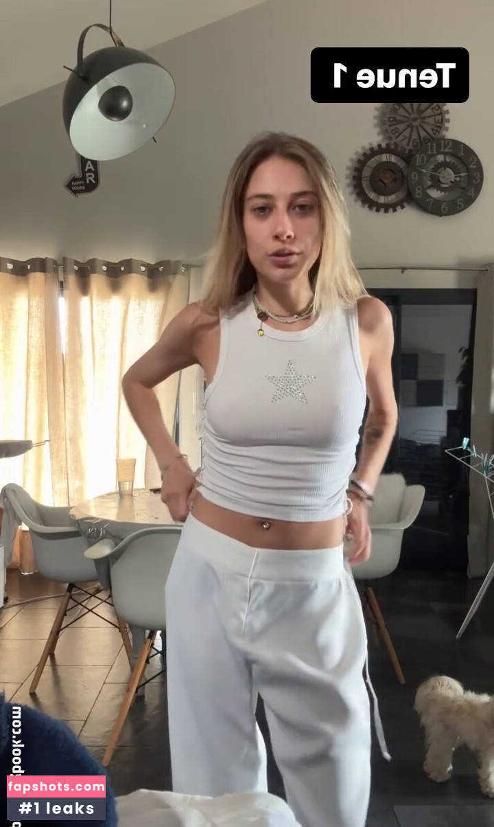 AlaiaJeanneau gallery photo #6