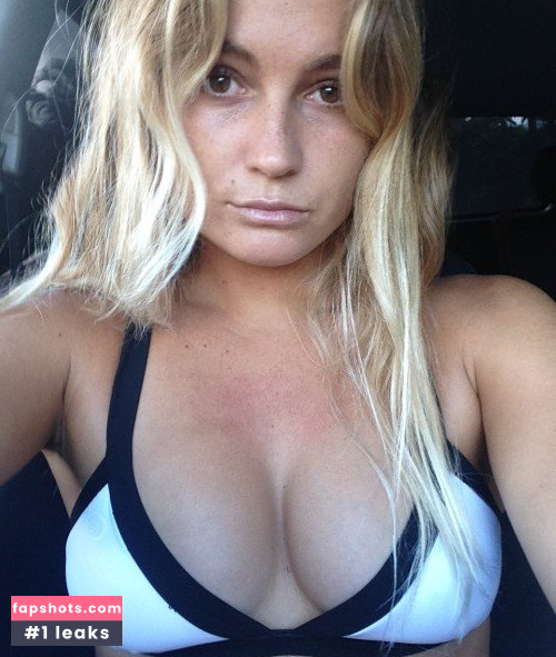 Alana Blanchard gallery photo #43