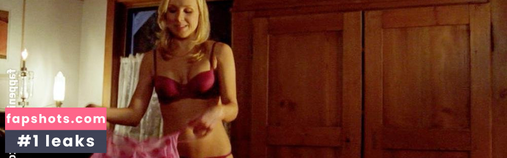 Alana Curry gallery photo #15