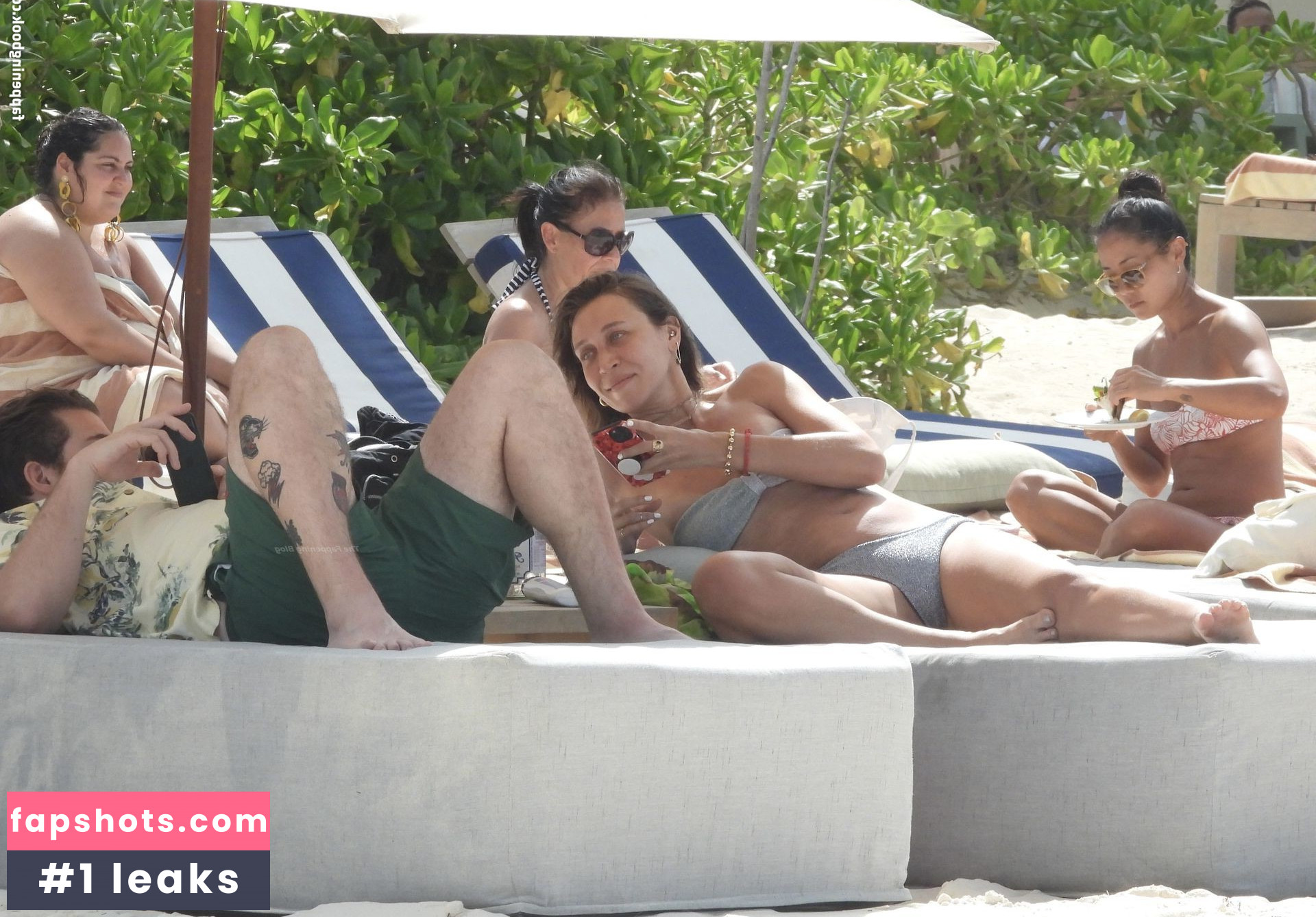 Alana Hadid gallery photo #3