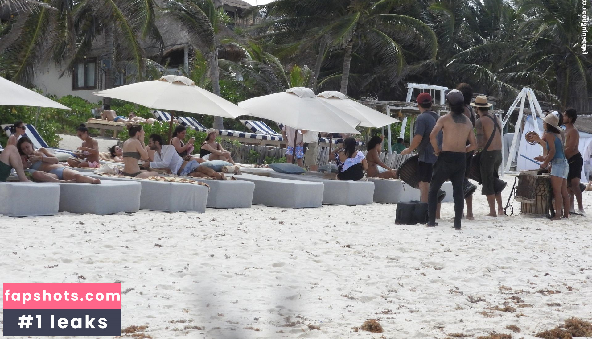 Alana Hadid gallery photo #31