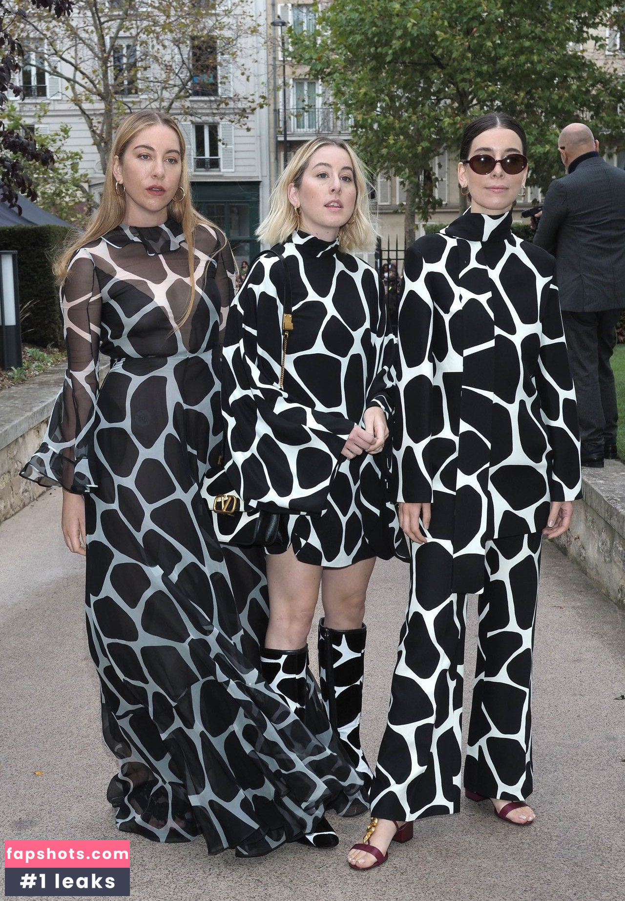 Alana Haim gallery photo #2