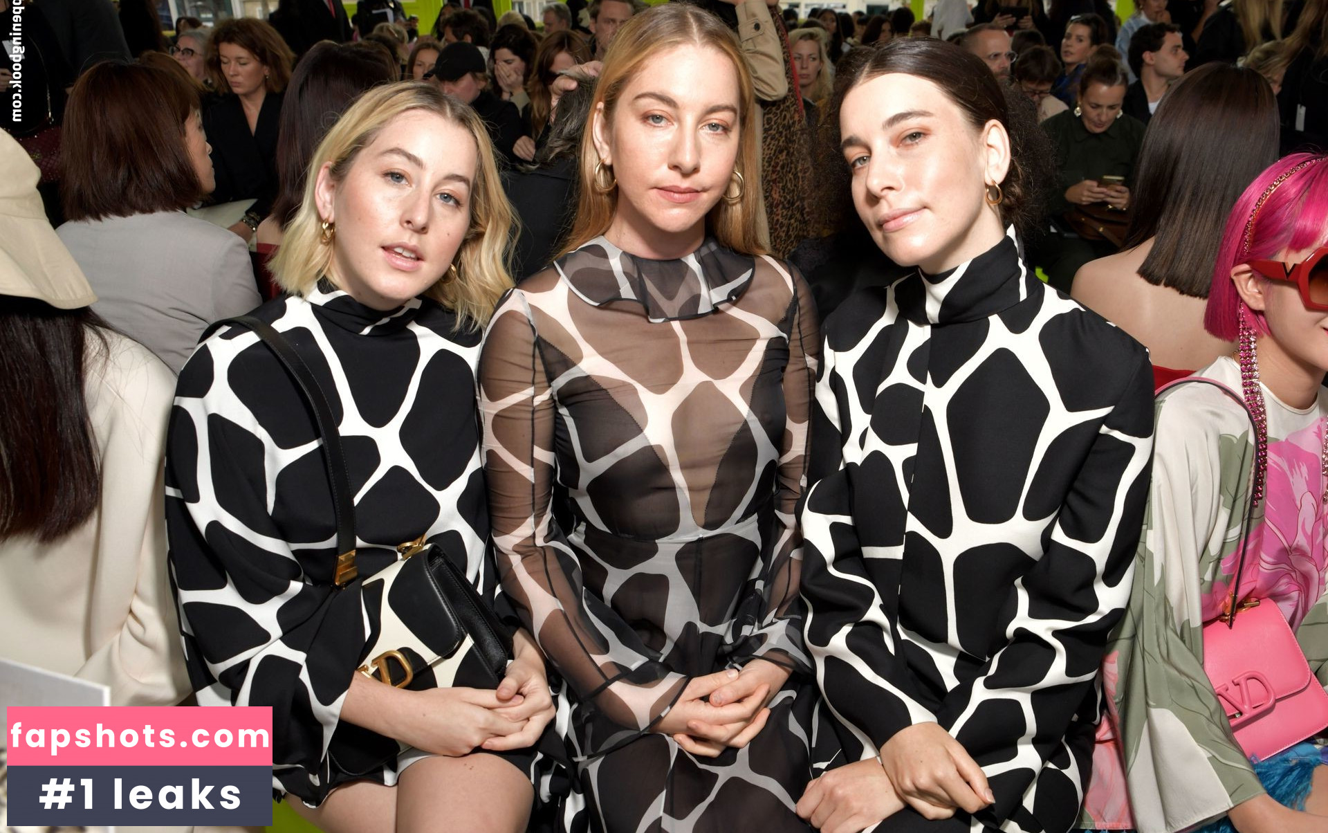 Alana Haim gallery photo #4