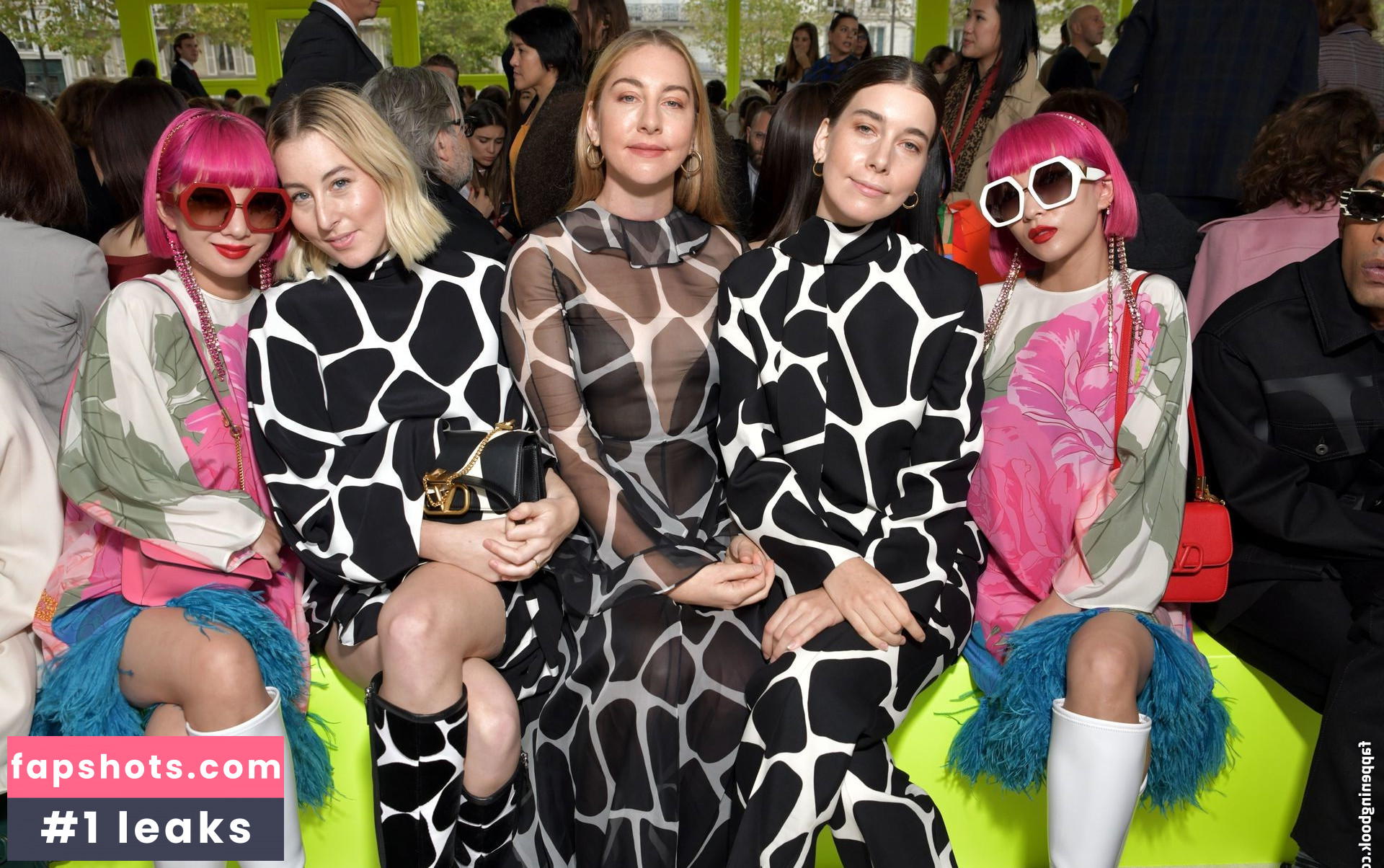 Alana Haim gallery photo #5