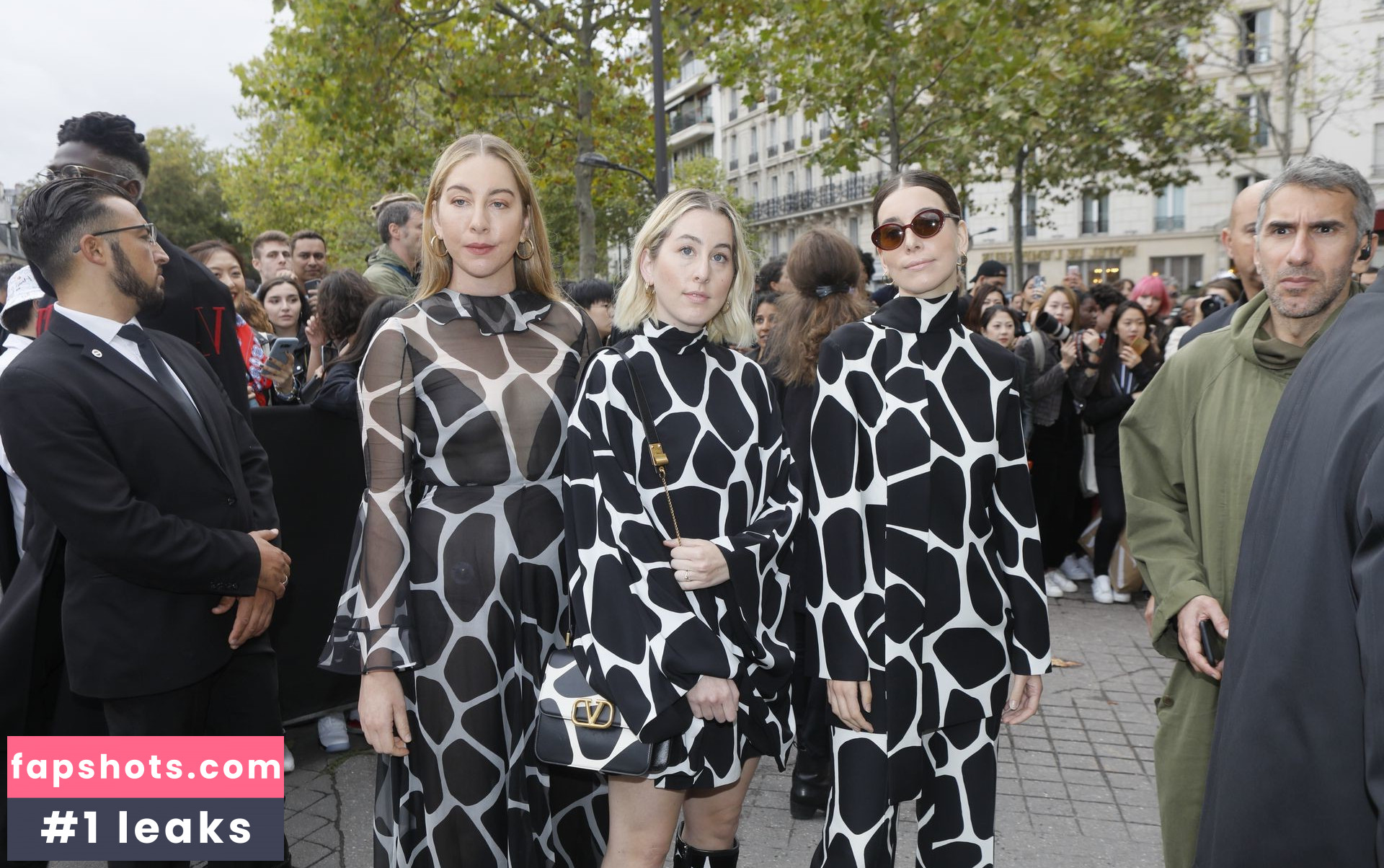 Alana Haim gallery photo #10