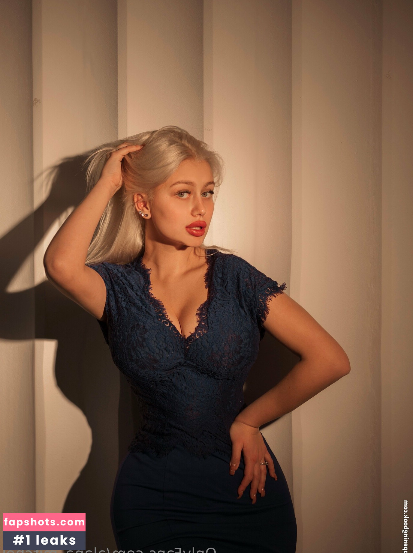 alana_mitchel gallery photo #11