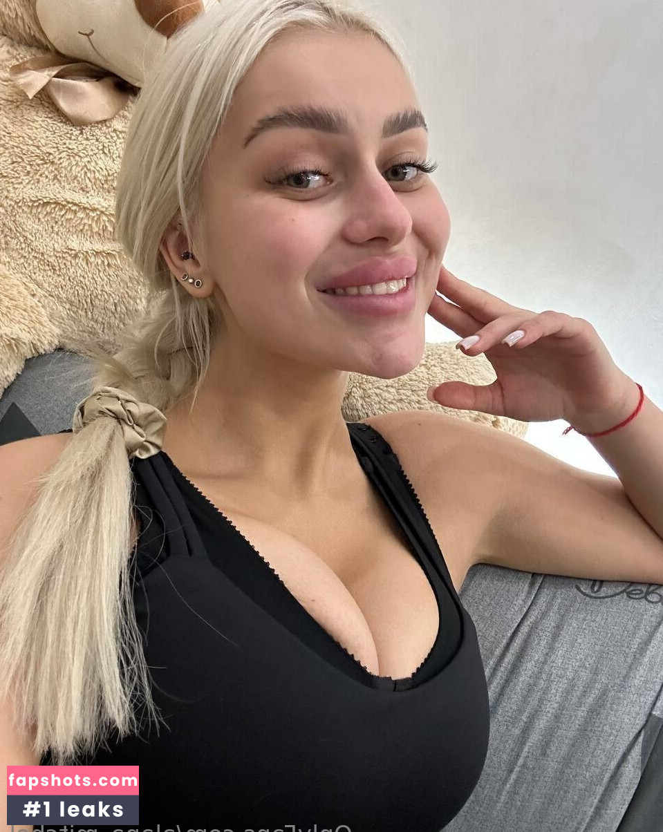 alana_mitchel gallery photo #23