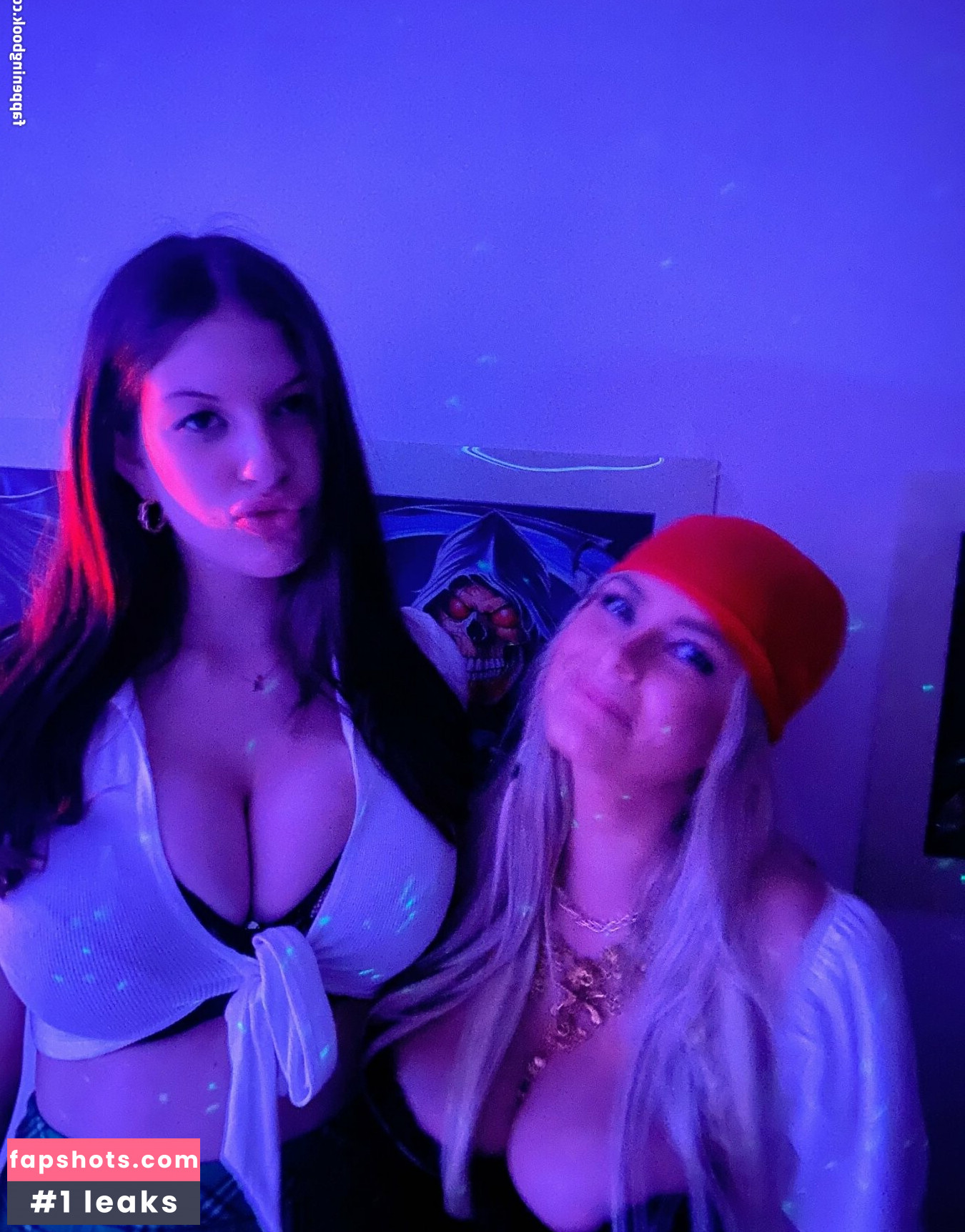 Alana Z gallery photo #2