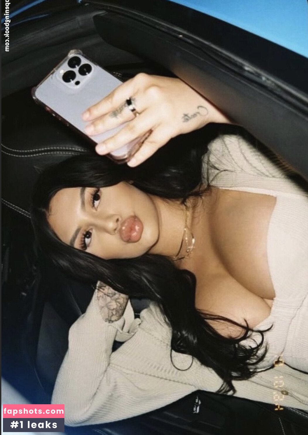 Alanamarriee nude babe gallery