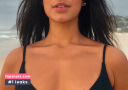 Alane Dias gallery photo #13