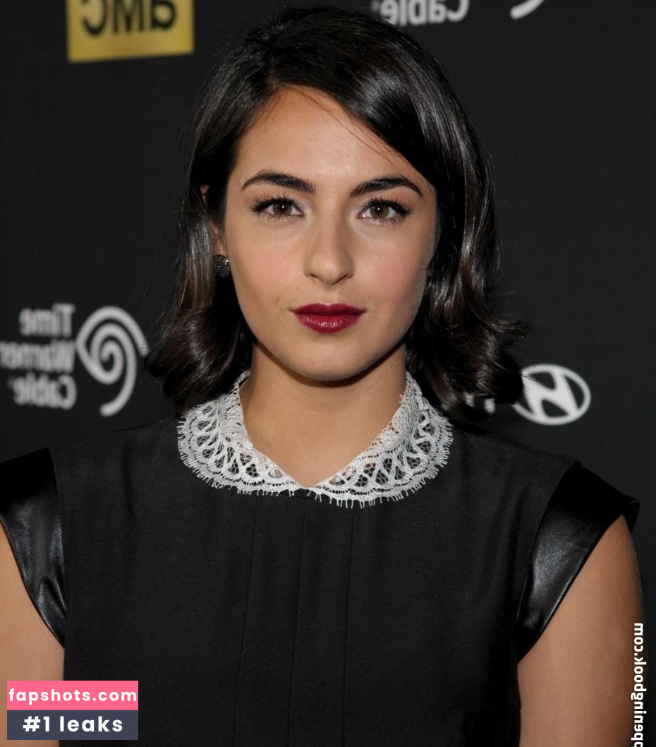 Alanna Masterson gallery photo #47