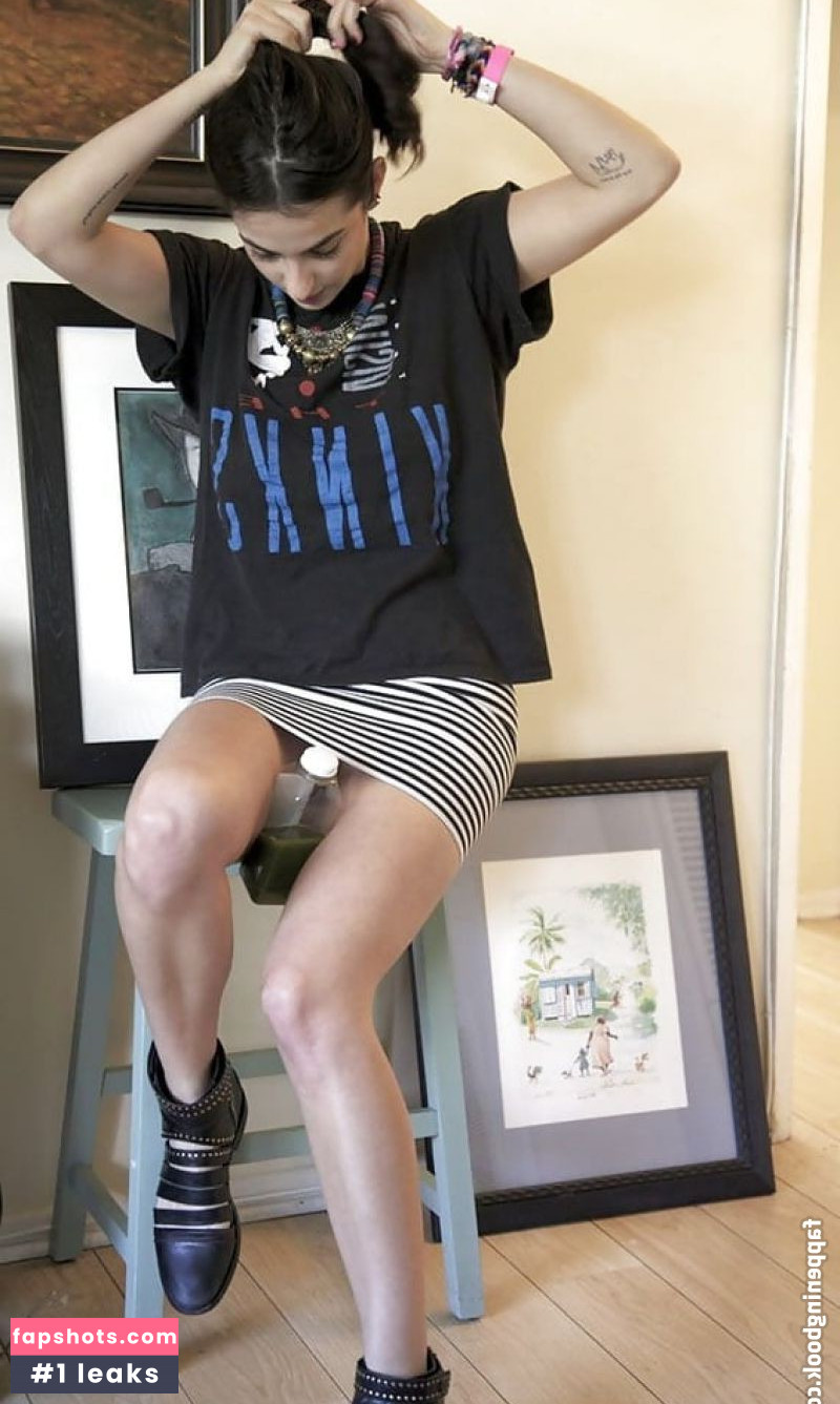 Alanna Masterson gallery photo #52