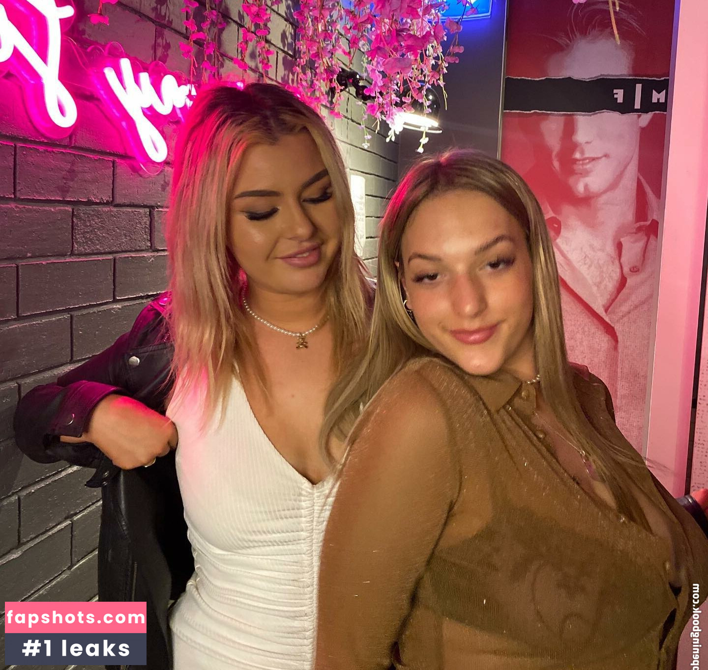 Alanna Nude Leaks OnlyFans Photos #17 - LeakJerk