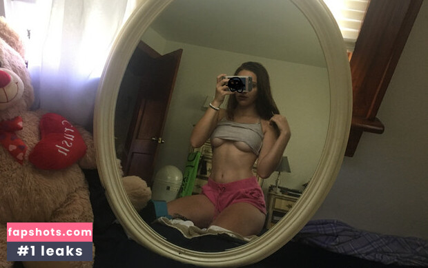 Alaya Love gallery photo #5