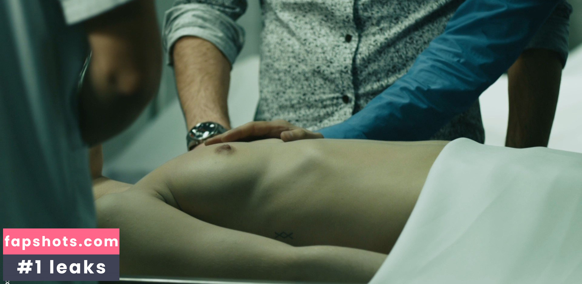 Alba Ribas gallery photo #12