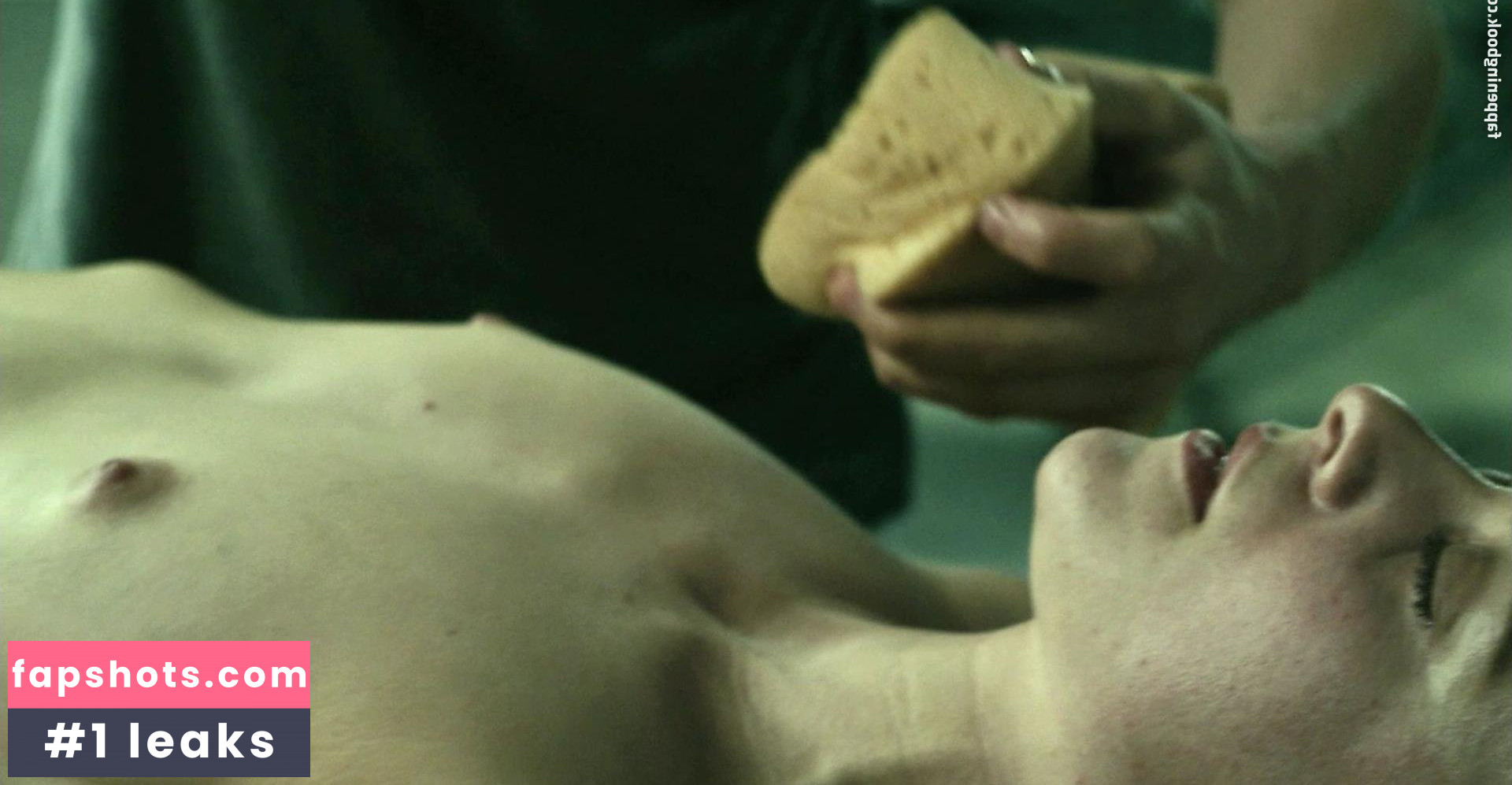 Alba Ribas gallery photo #19