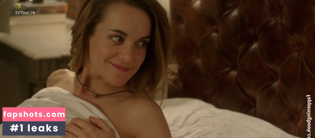 Alba Ribas gallery photo #3