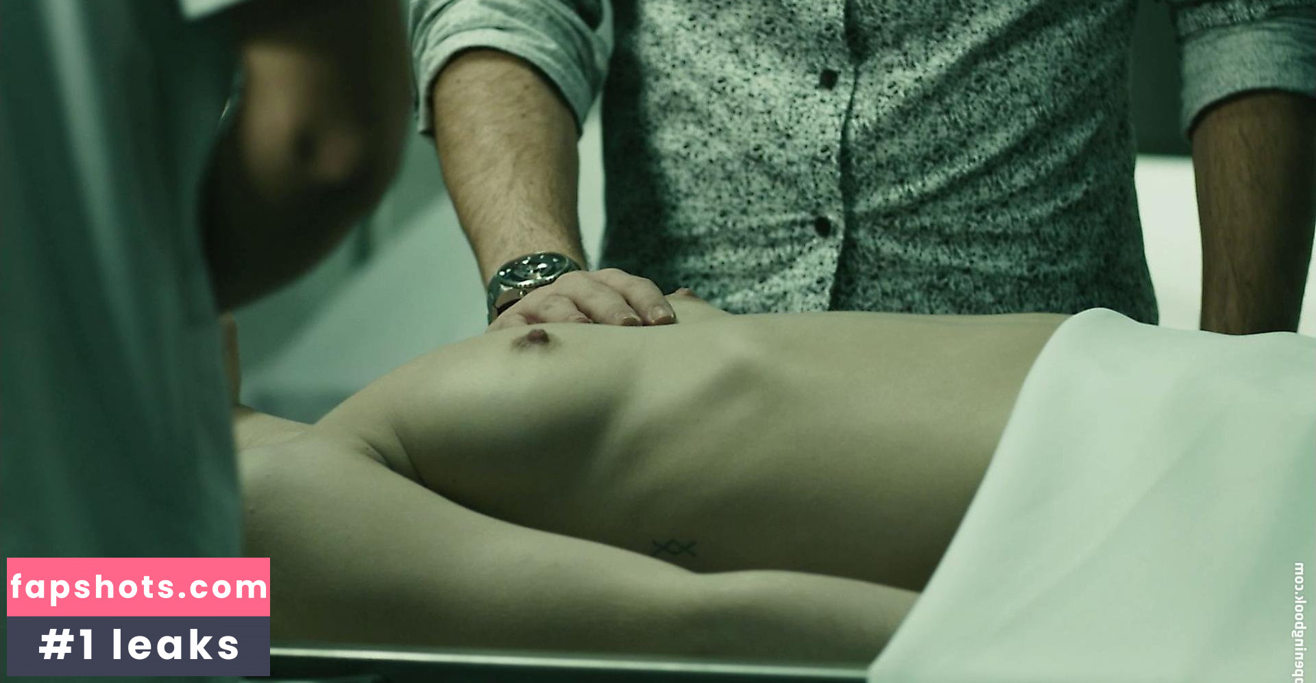 Alba Ribas gallery photo #22