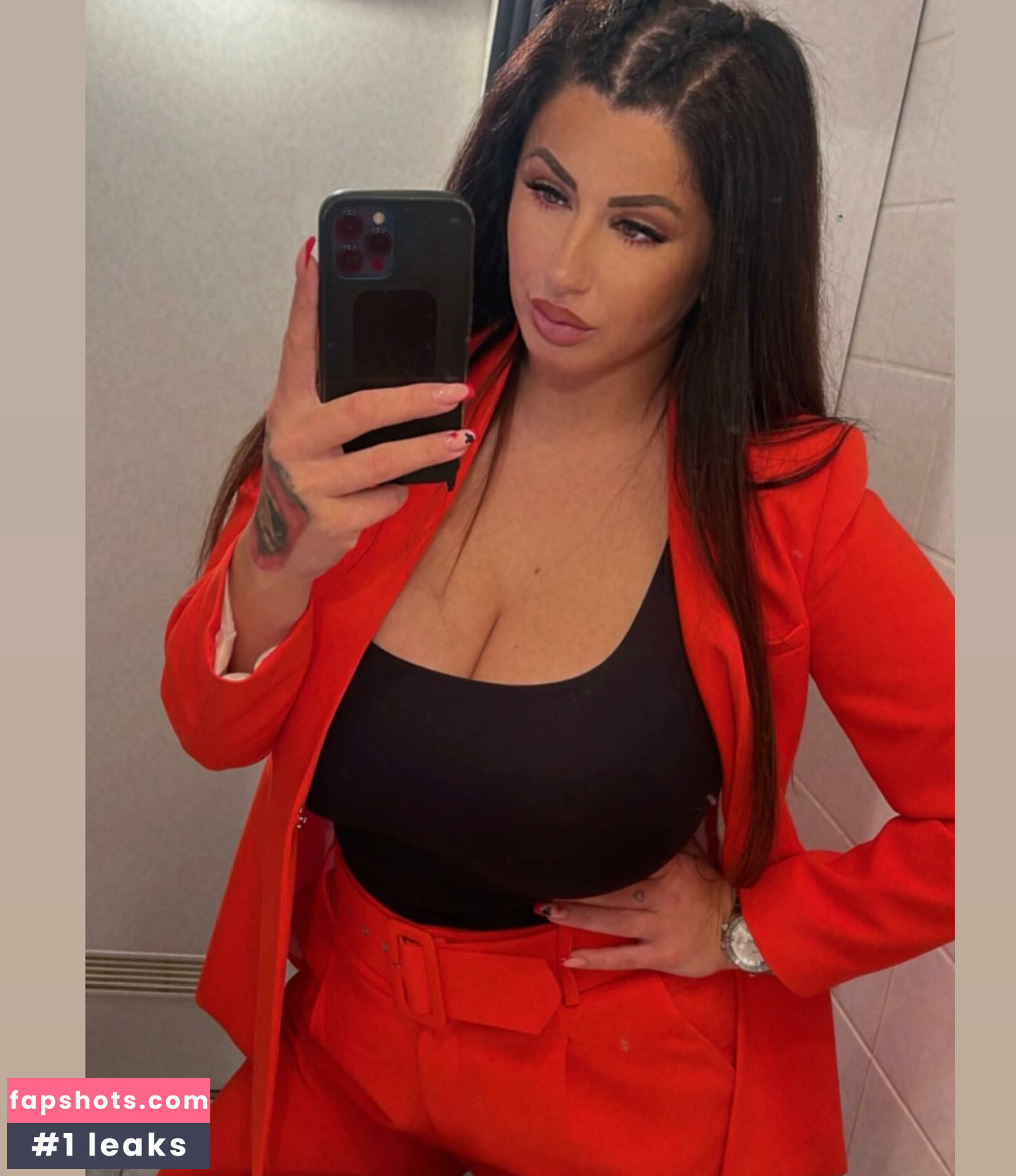 Aldianna nude babe gallery