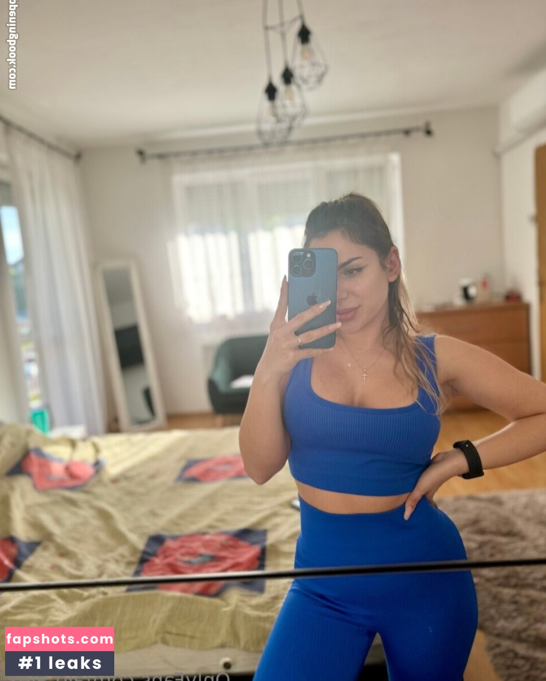 Ale-alex nude babe gallery