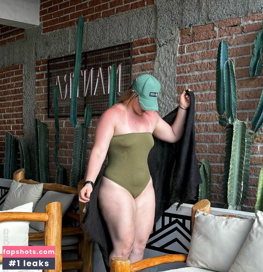 Ale Rios nude babe gallery