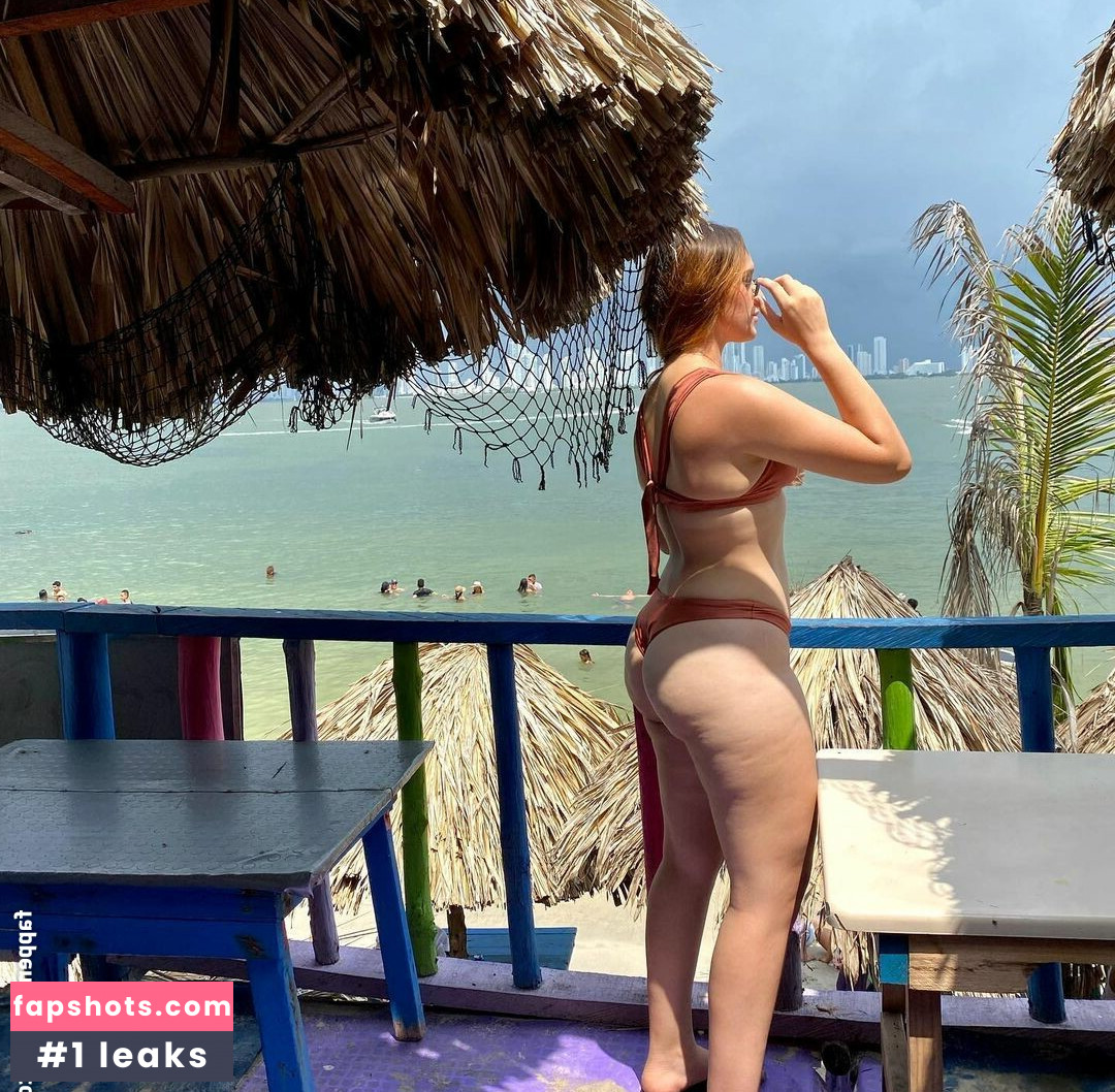 Ale Rios gallery photo #20