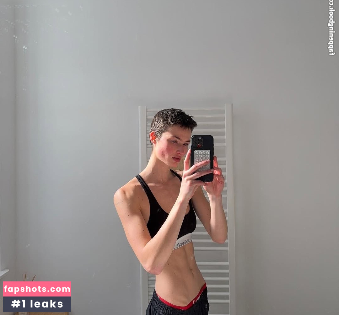 aleandrafrerk / ale4ndra Nude Leaks OnlyFans Photos #2 - LeakJerk