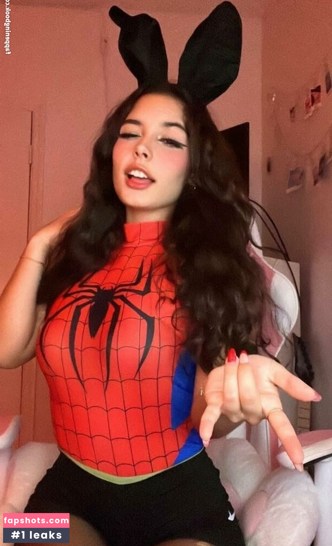 Alee Babe gallery photo #5