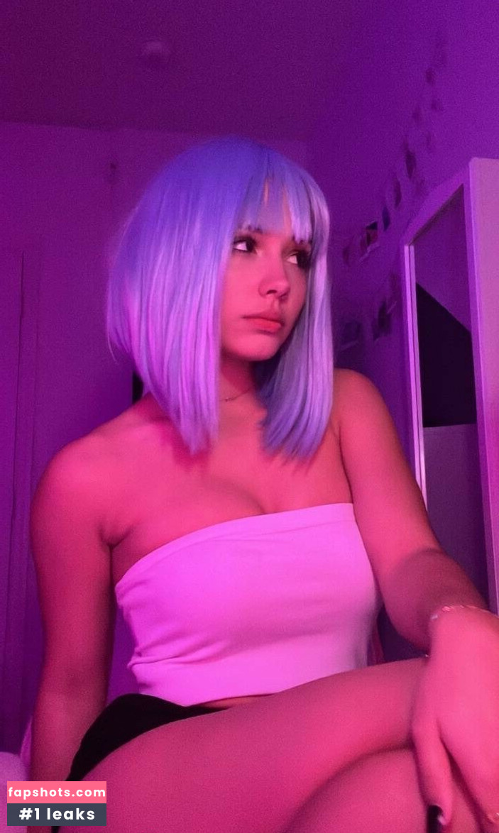 Alee Babe gallery photo #7