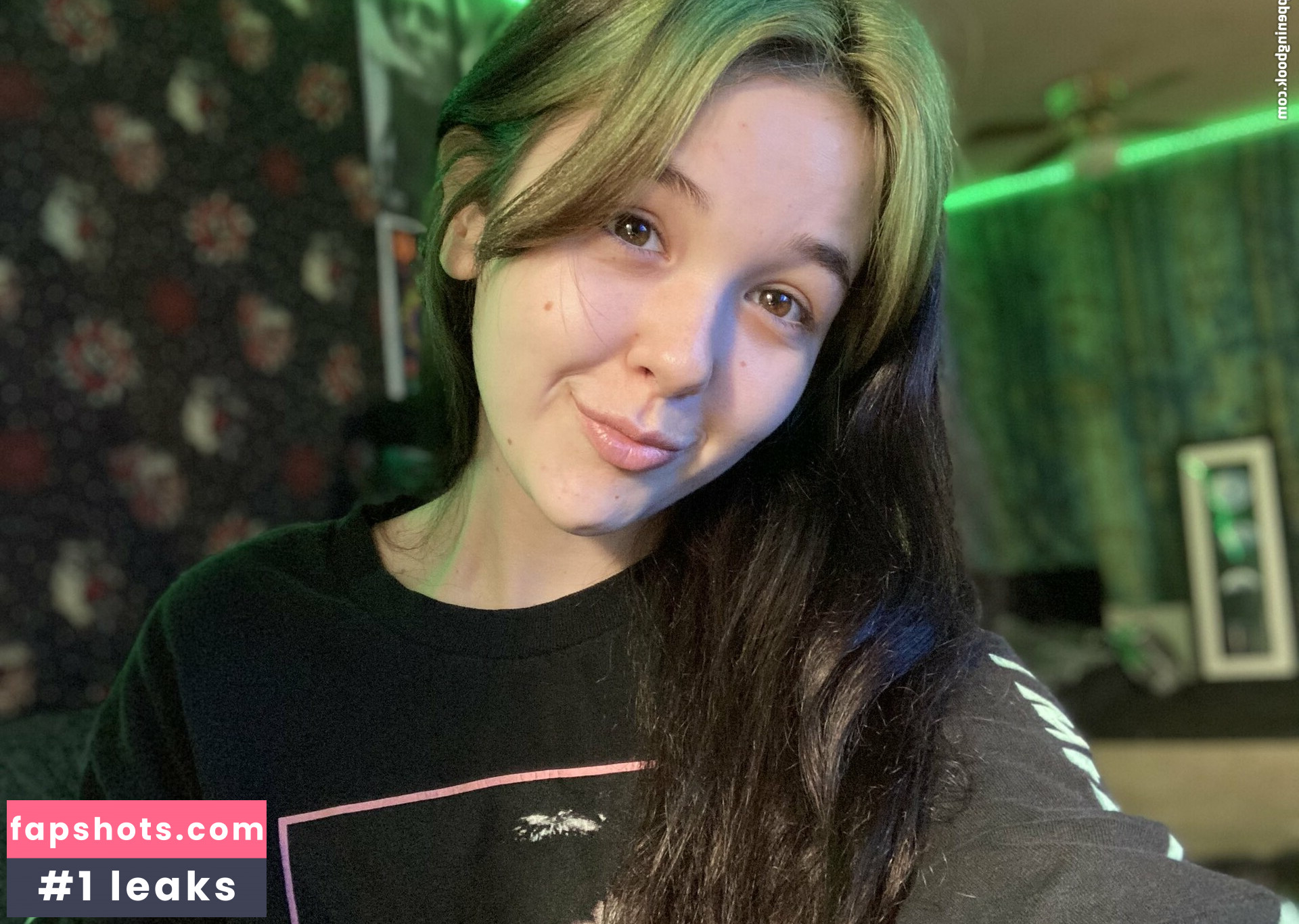 aleena.axel nude babe gallery