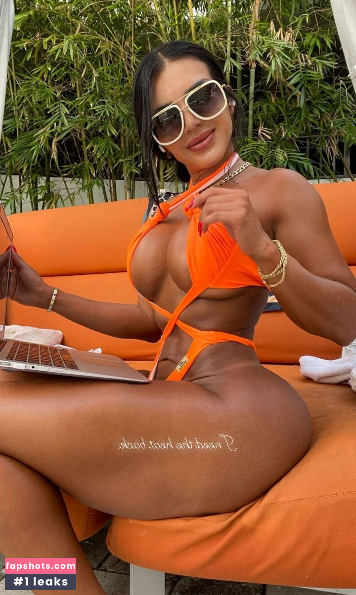 Aleira Avendaño gallery photo #2