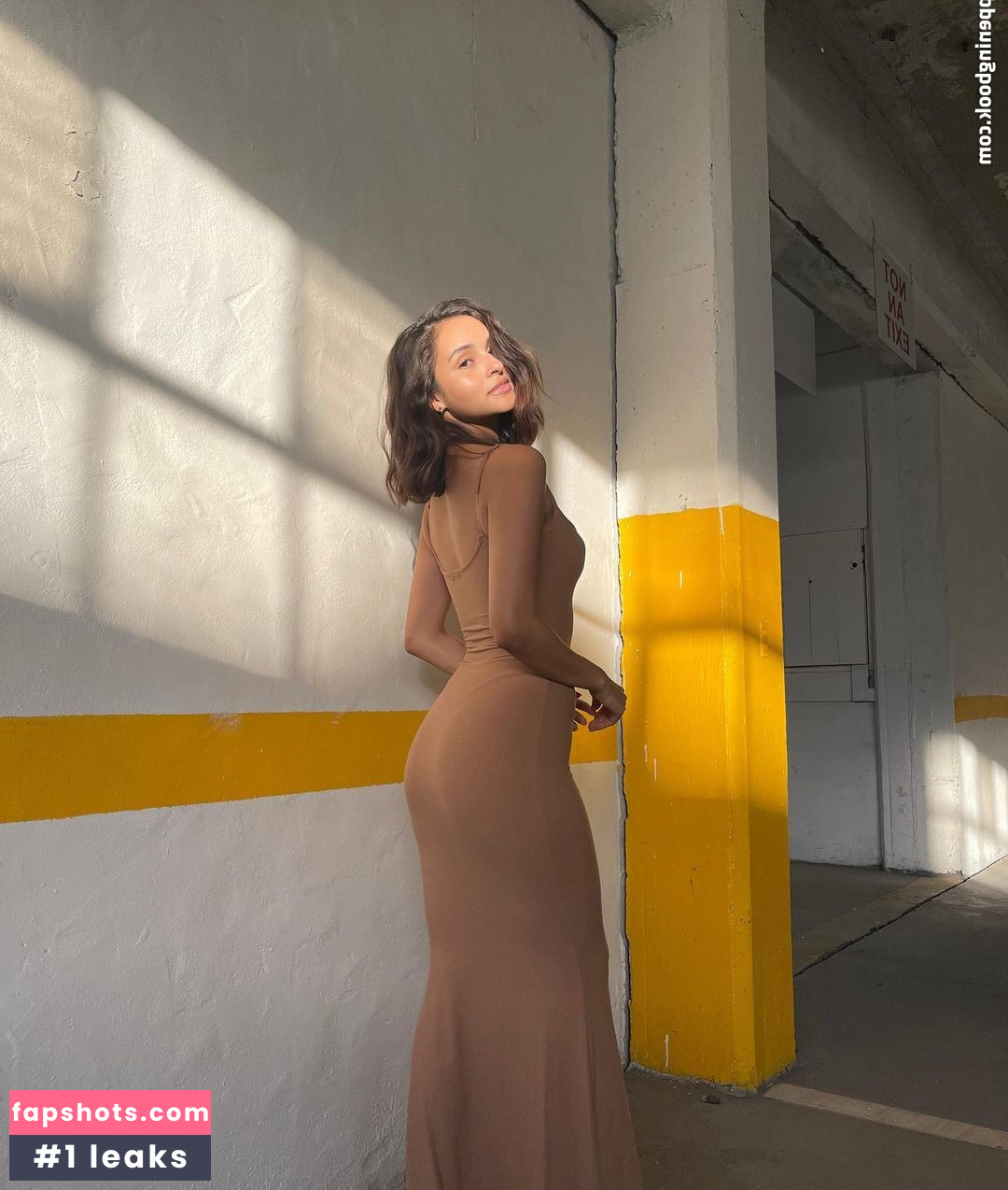 Alejandra Cobos gallery photo #52